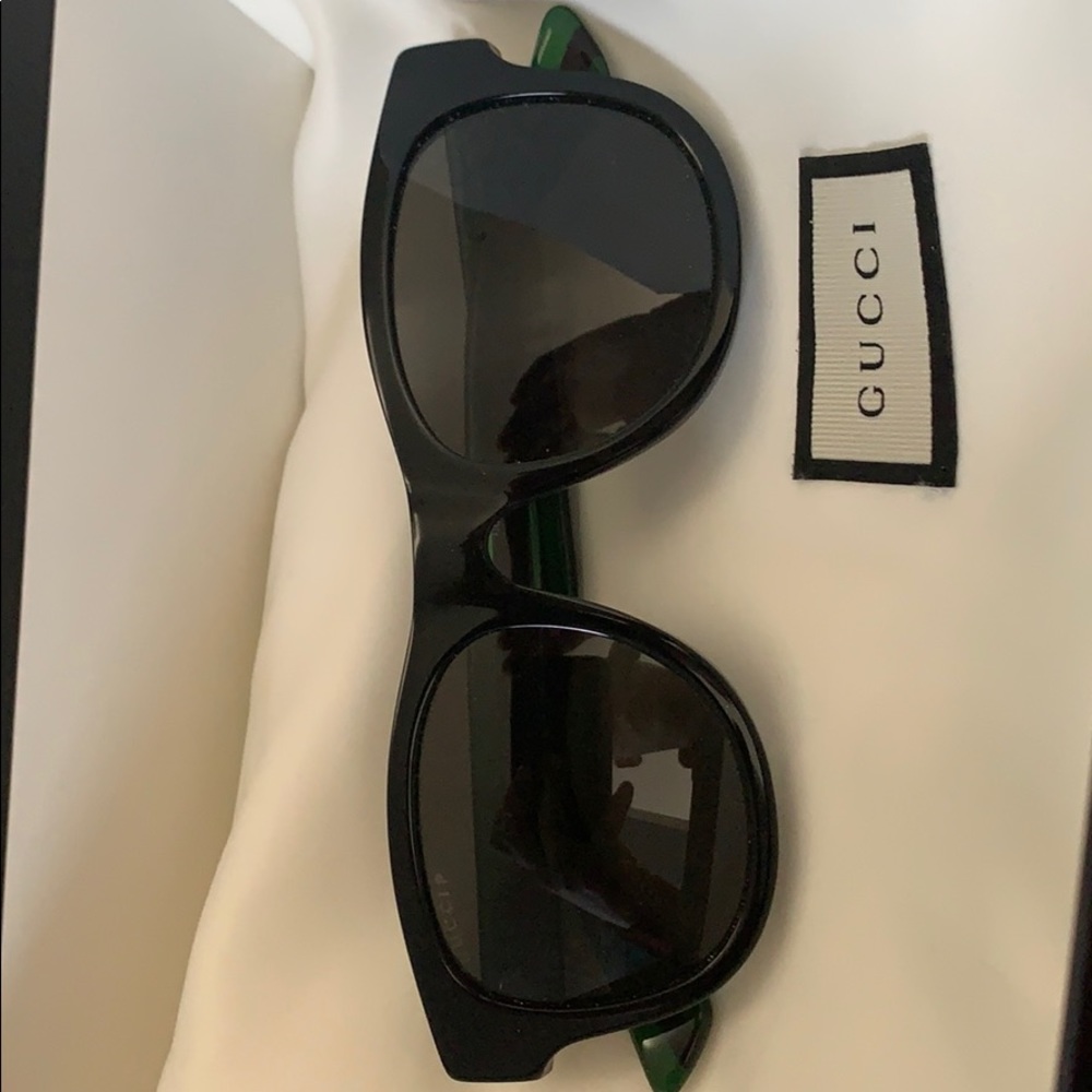 Gucci sunglasses